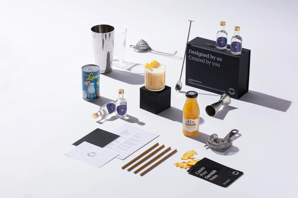 Piña Colada cocktail kit gift set with advanced bar equipment