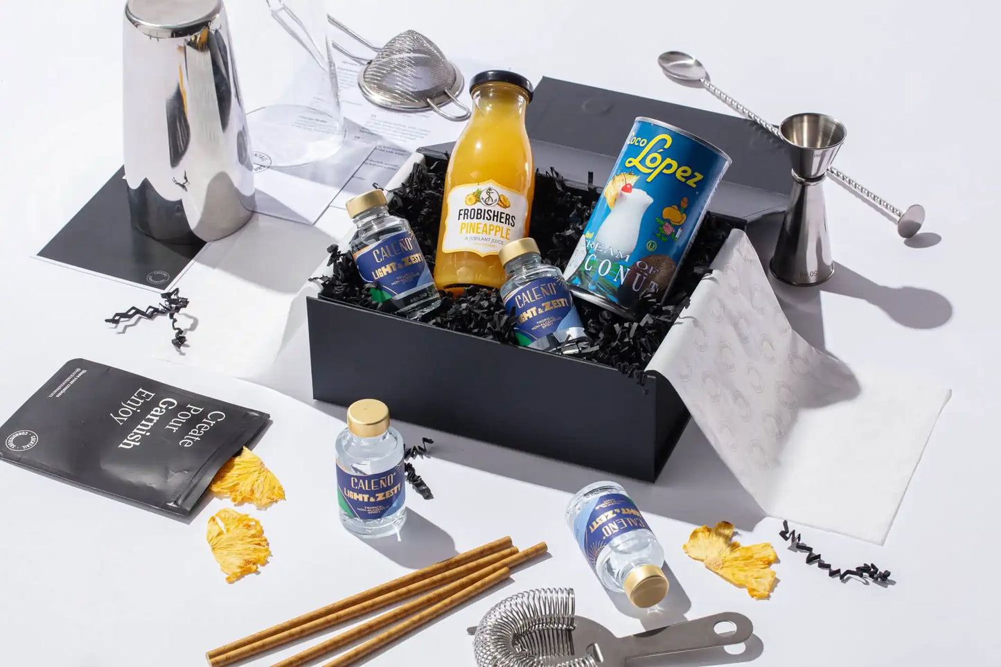 Piña Colada (Non-alcoholic) cocktail kit gift set with advanced bar equipment